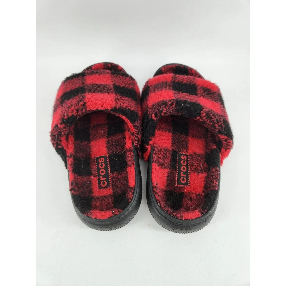 Crocs Classic Cozzzy Sandal Mens 5 Womens 7 Red Black Buffalo Check Plaid 210694